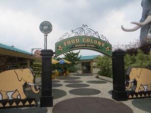 Point of interest - Batuque Town Villa (Batu)