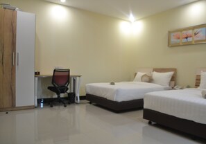 Family Room (Deluxe)