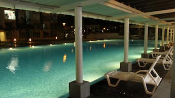 Udendørs pool