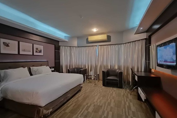 Executive Room | Free WiFi