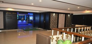 Hallway - Hotel Plaza inn (Varanasi)