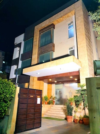 Fachada de la propiedad