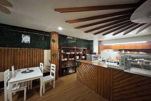 Restaurant - Gilin Suites Puerto Princesa Palawan (Puerto Princesa)