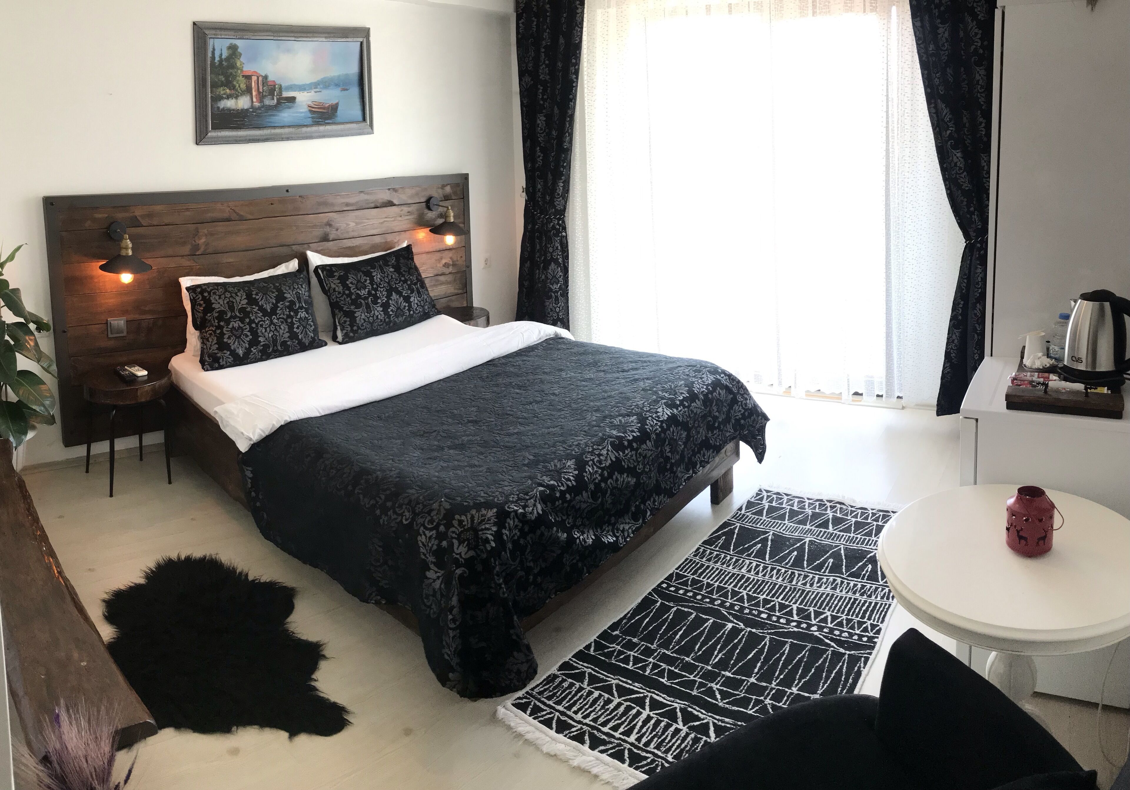 standard double or twin room | premium bedding, individually decorated, desk, soundproofing