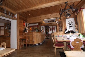Frühstücksbuffet unter der Woche gegen Gebühr