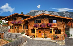 واجهة المنشأة