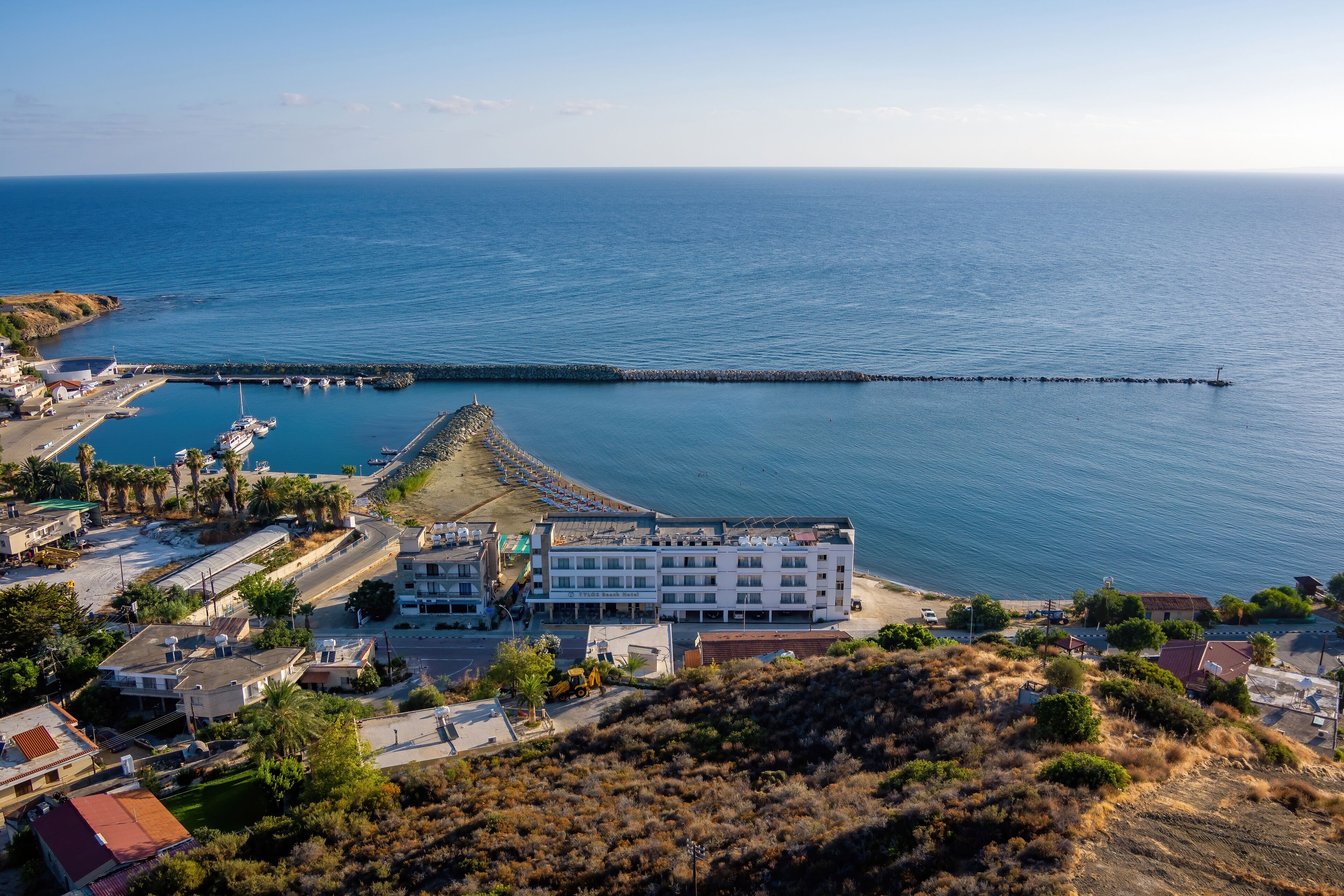 Photo - Tylos Beach Hotel