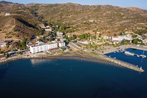 Exterior - Tylos Beach Hotel (Kato Pyrgos)