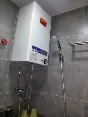 Bathroom shower - Aashiana (Kowloon)