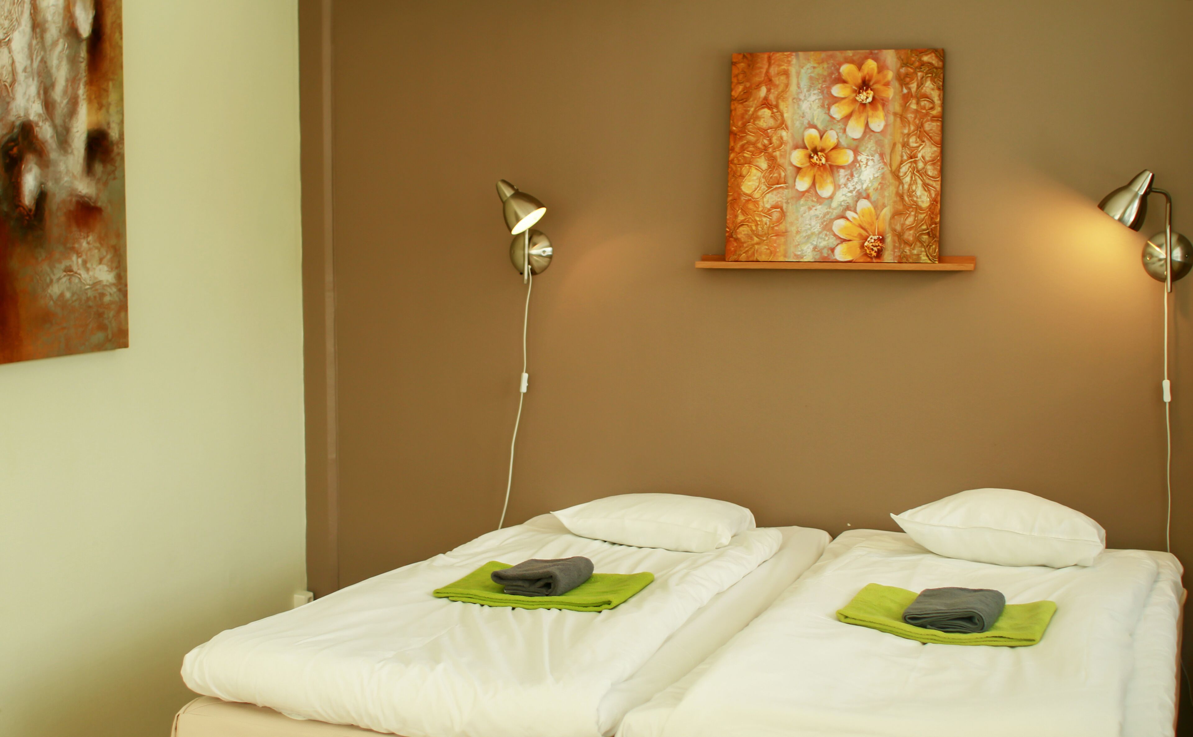 Apartment, 2 Bedrooms | Room amenity