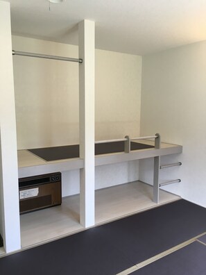 Traditionelt værelse - fælles badeværelse (Japanese Style, 6 Tatami Mats, Loft) | Gratis Wi-Fi