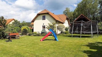 Gyermekjátszótér - kültéri