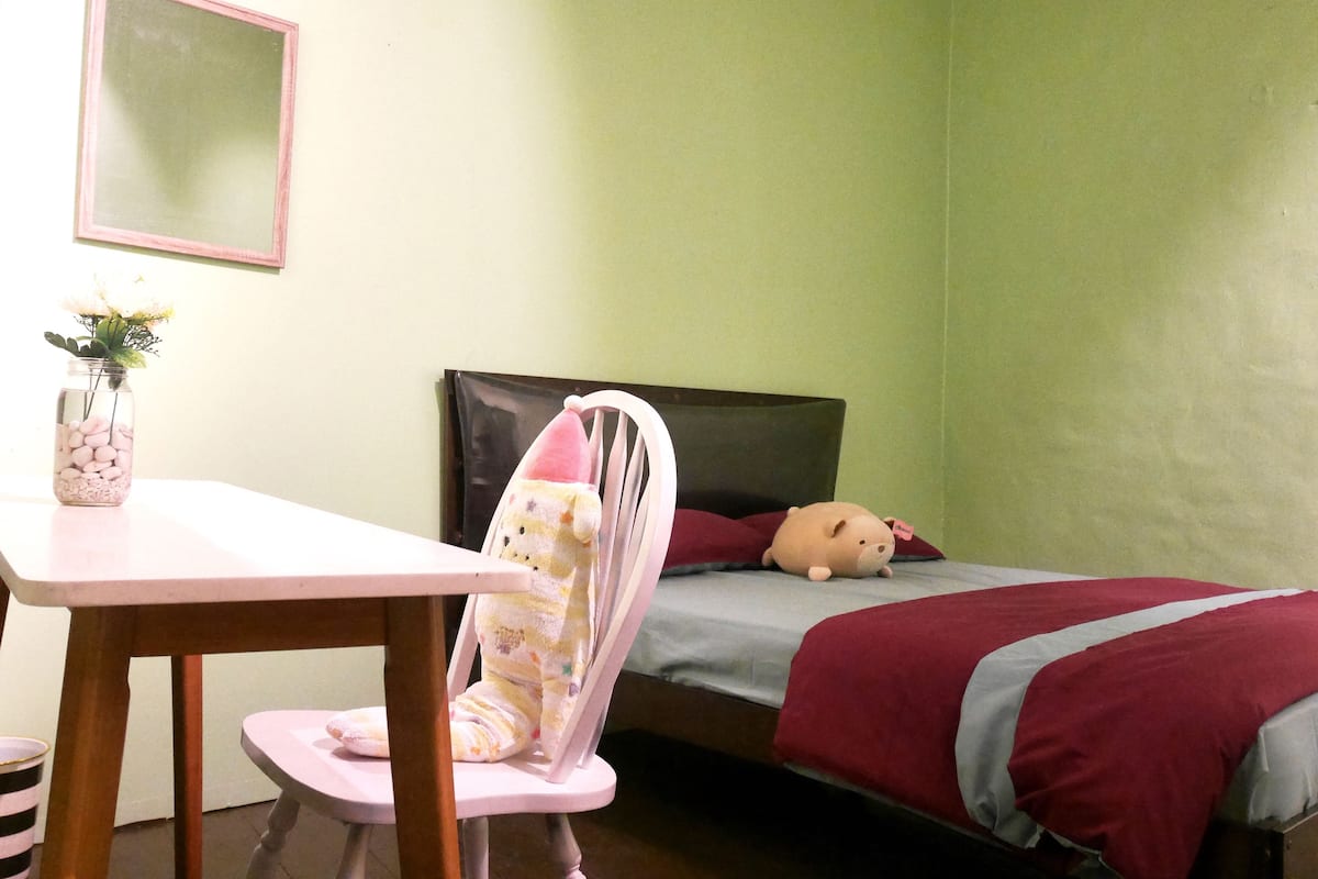 Desk, iron/ironing board, free WiFi