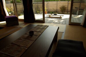 Casa | Área de estar | TV de tela plana, dock para MP3