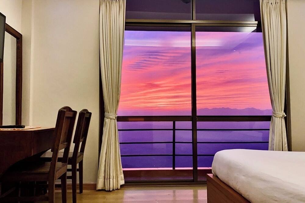 Ratna Giri Resort