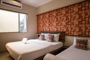 Caja de seguridad en la habitación, wifi gratis y ropa de cama 
