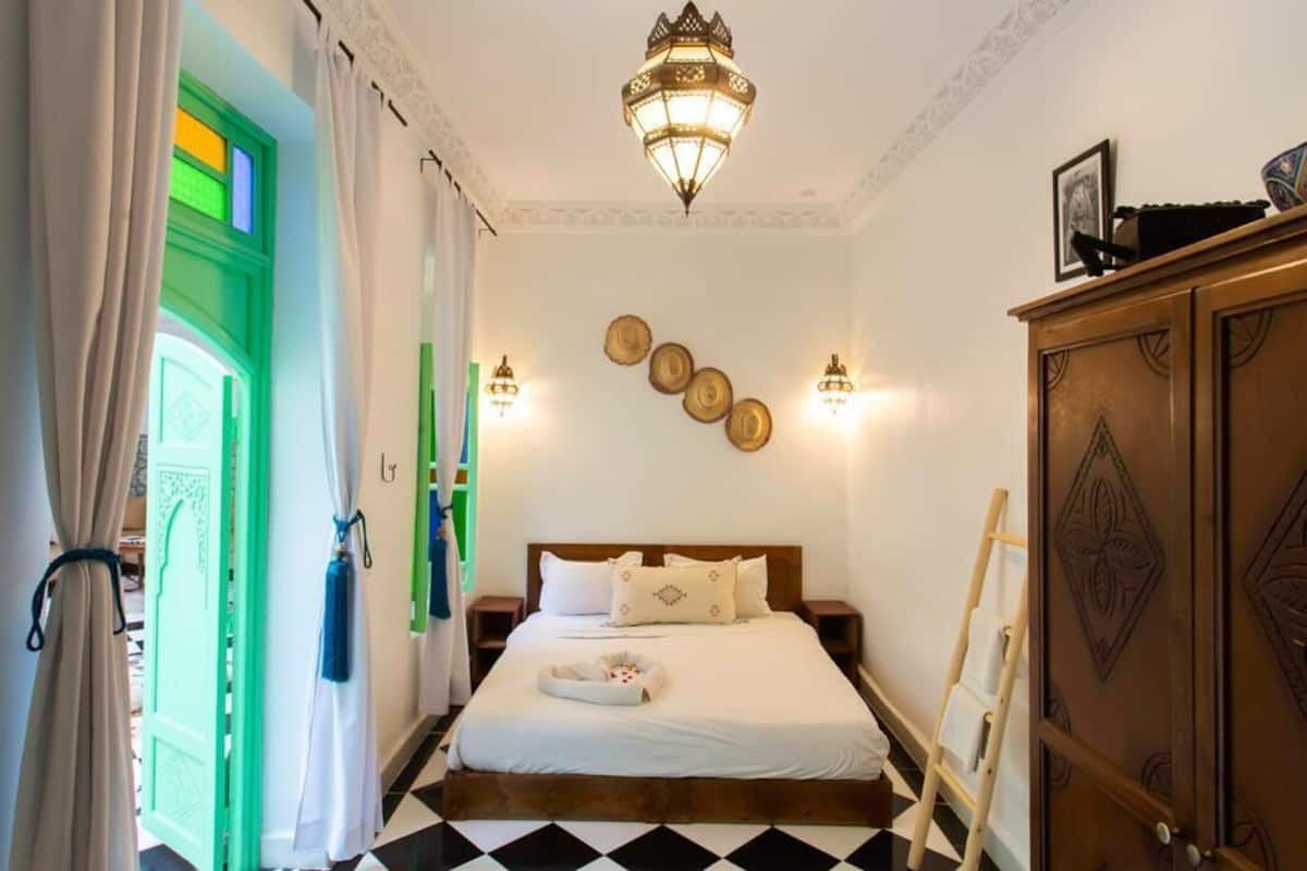 Camera Deluxe con letto matrimoniale o 2 letti singoli | Biancheria da letto di alta qualità, una cassaforte in camera