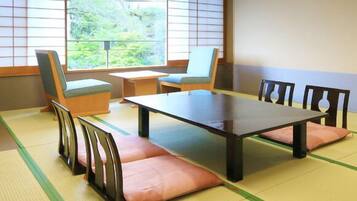 Japanese style Room for 4 Guests | Down comforters, desk, free WiFi