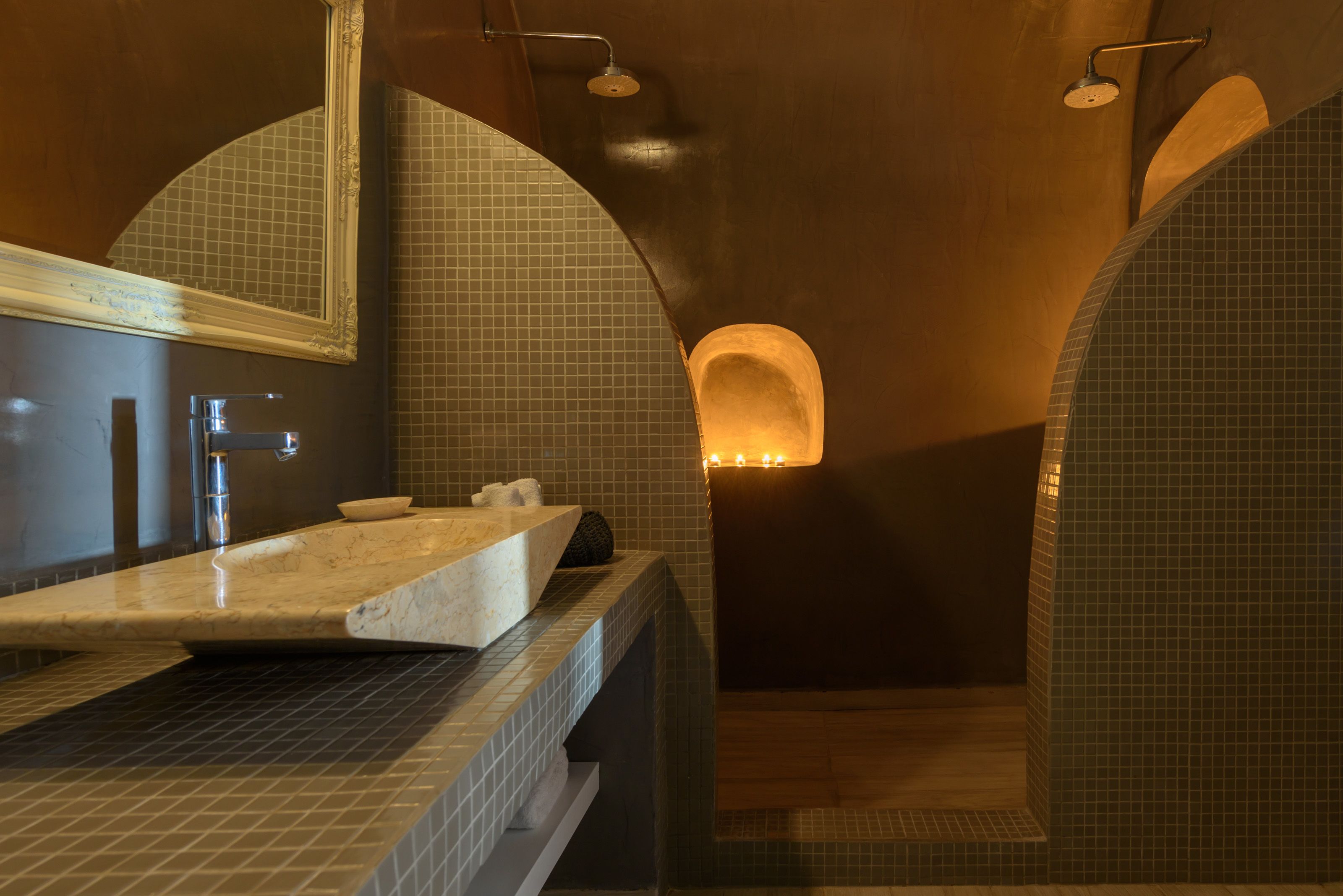 luxury suite, private pool (king) | bathroom | shower, free toiletries, hair dryer, bathrobes