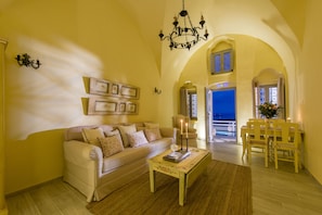 Luksus-suite - privat pool (King) | Stue | Fladskærms-tv
