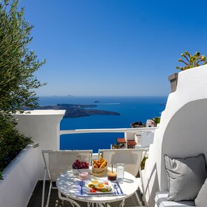 Luxury Suite, Private Pool (Queen) | Terrace/patio - Senses Suites (Santorini)