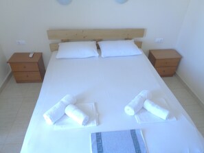 Standard Double Room, 1 Queen Bed, Sea View | Iron/ironing board, free WiFi, bed sheets - Vergina Pension (Sithonia)