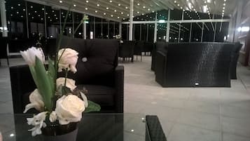 Khu tiếp khách ở sảnh