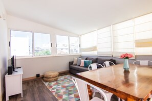 Apartment, 2 Bedrooms | Living area | 32-inch flat-screen TV with cable channels, TV - Faro Central - Holiday Apartments (Faro)