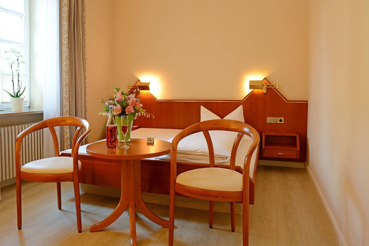 Minibar, in-room safe, desk, soundproofing