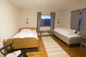 Hytte, 4 soverom | 1 soverom, skrivebord, lydisolert og strykejern/-brett