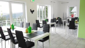 To-go breakfast for a fee on weekends