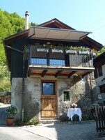 Fachada de la propiedad