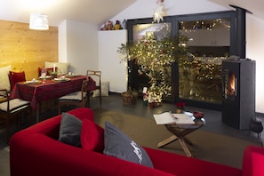 Living area - La Petite Grange (Ollon)