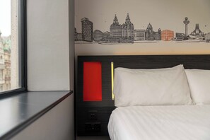 Habitación doble, 1 cama matrimonial | Insonorización, tabla de planchar con plancha y wifi gratis
