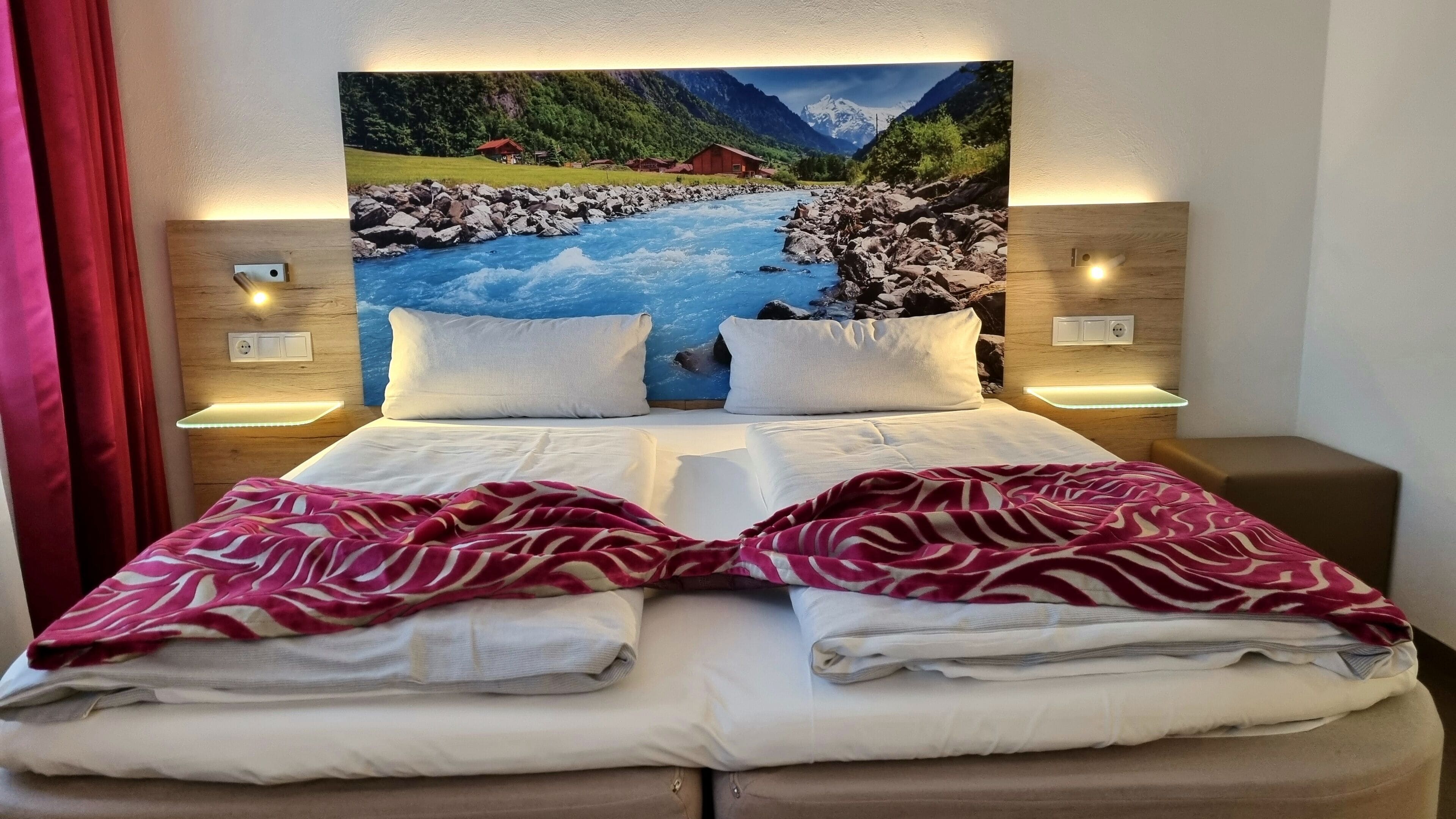 Premium bedding, in-room safe, desk, soundproofing