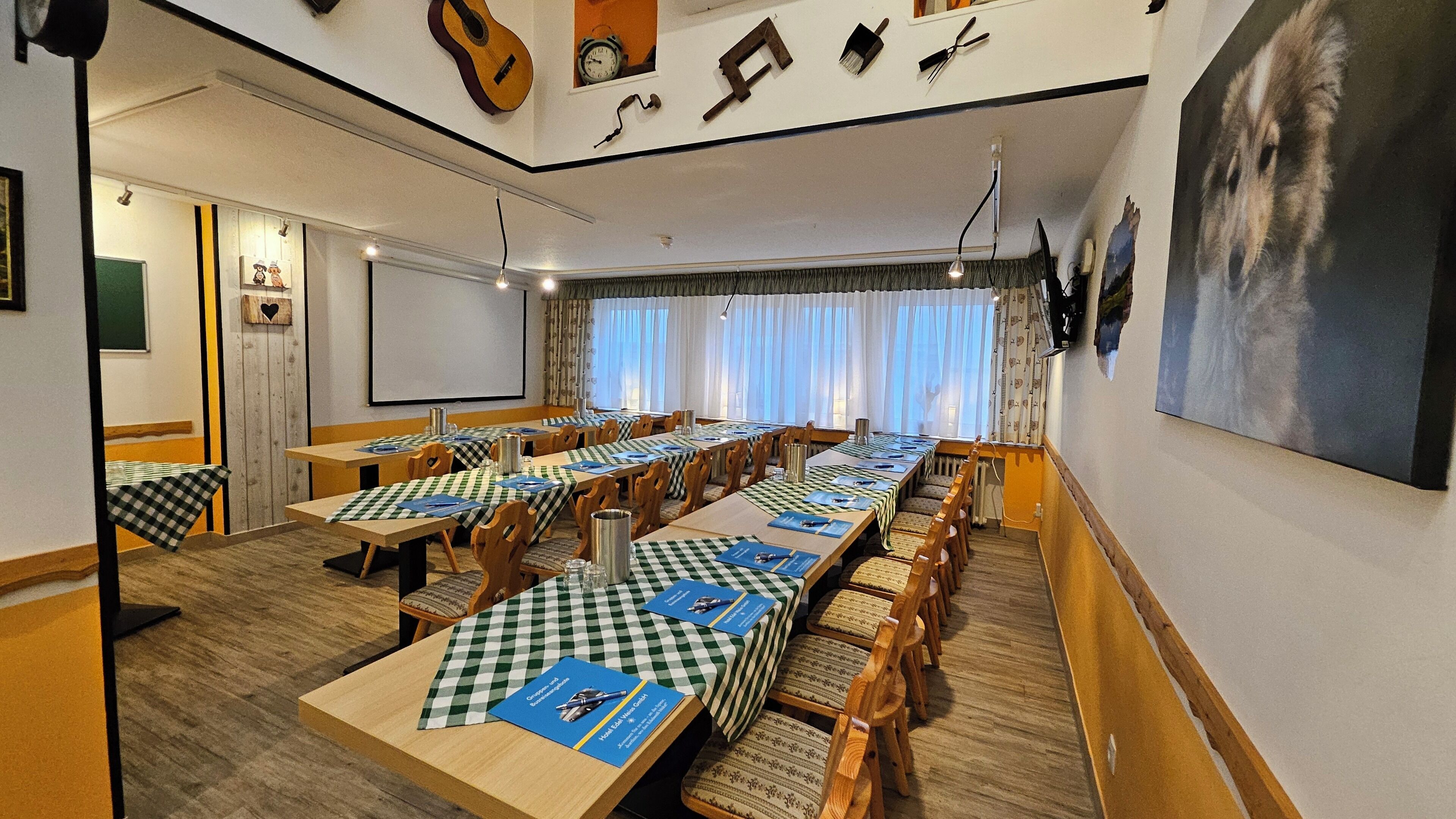 Meeting facility