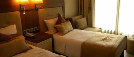 Chambre Double Standard | Coffres-forts dans les chambres, bureau, fer et planche à repasser