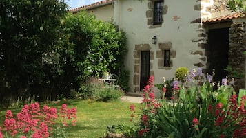 Suite Familiale | Décoration personnalisée, ameublement personnalisé, bureau