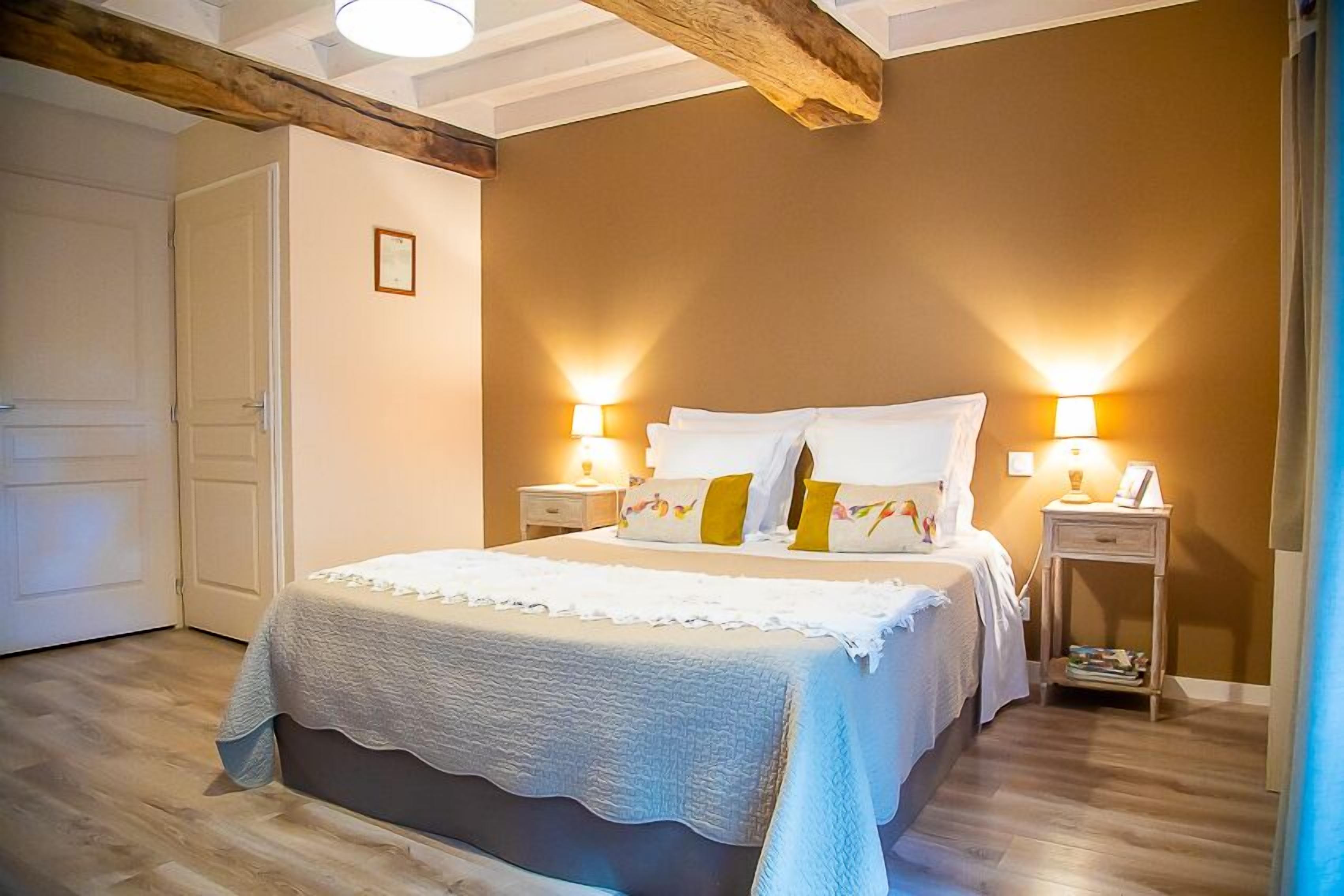 Family Suite | Individually decorated, individually furnished, desk, blackout drapes