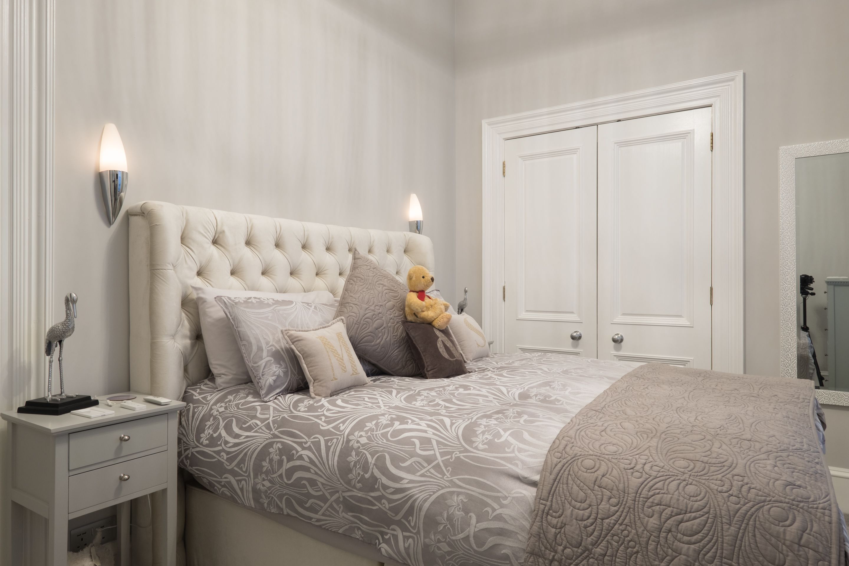 "Sheer Luxe" Luxury Apartment King Bed with Bath & Shower | 1 bedroom, Egyptian cotton sheets, premium bedding, down comforters