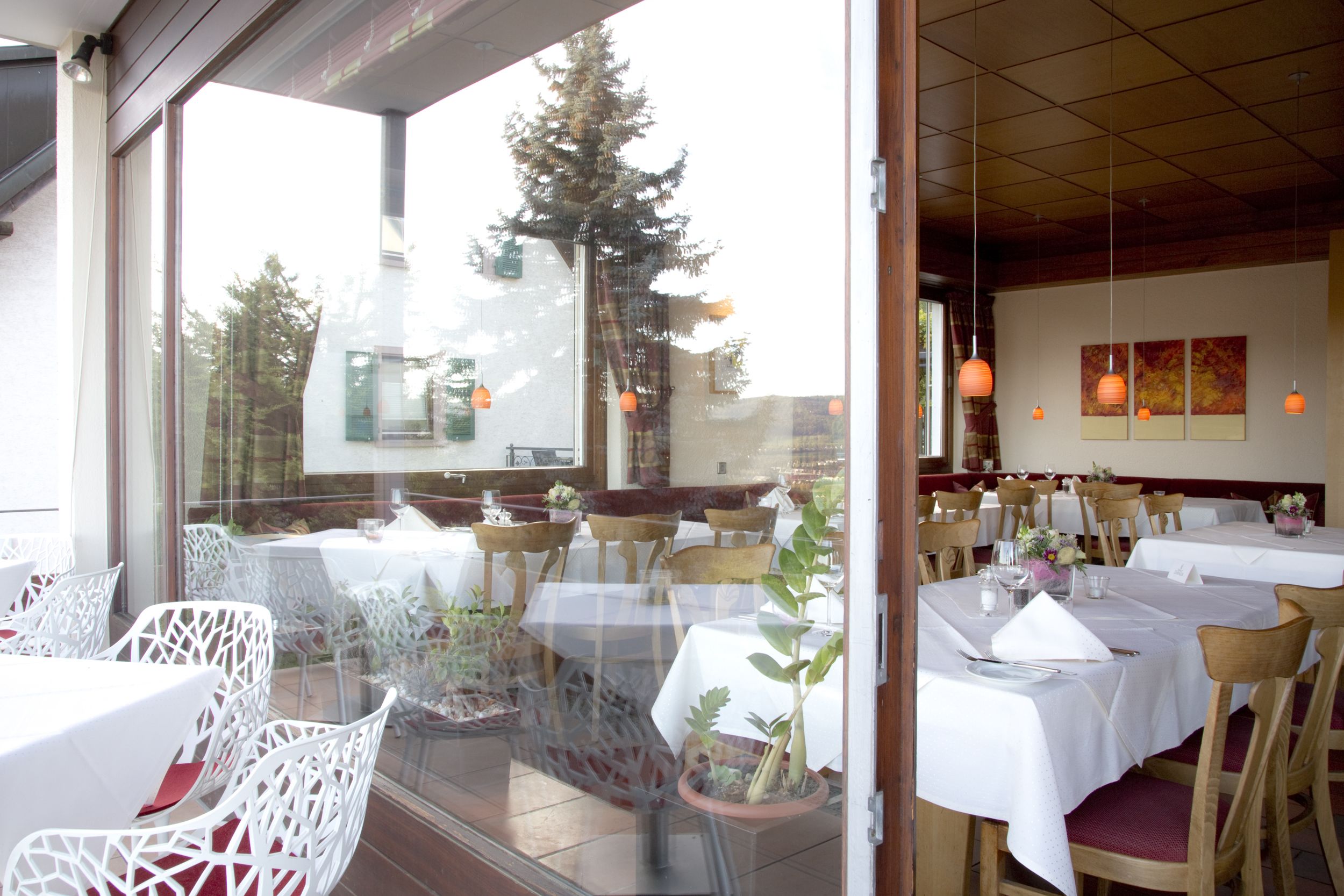 breakfast, lunch, dinner served; local and international cuisine