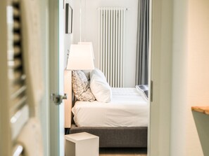 Double Room, Balcony | Premium bedding, minibar, in-room safe, desk - Maien Hotel & Restaurant (Loerrach)