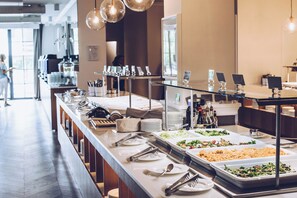 Gratis morgenmadsbuffet hver dag