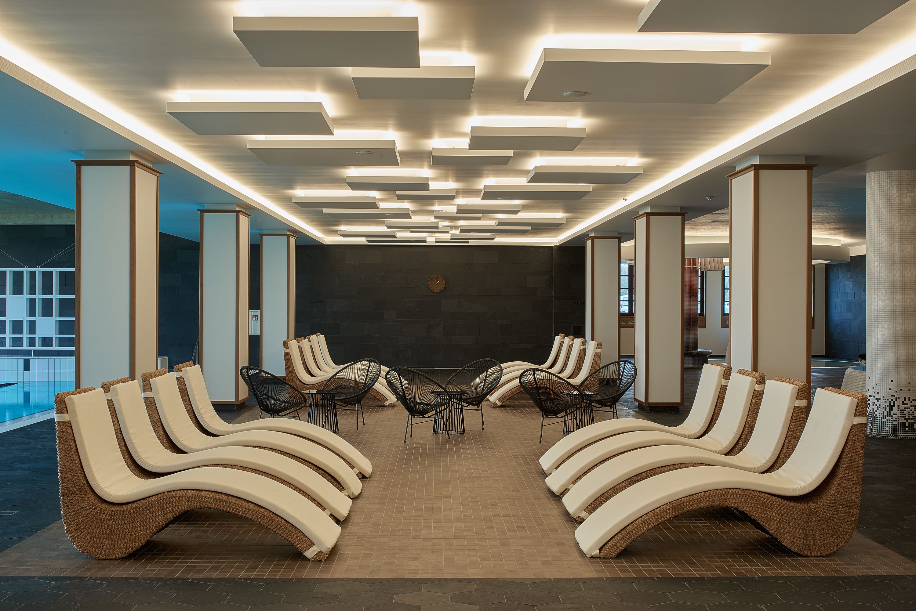 indoor pool, pool loungers