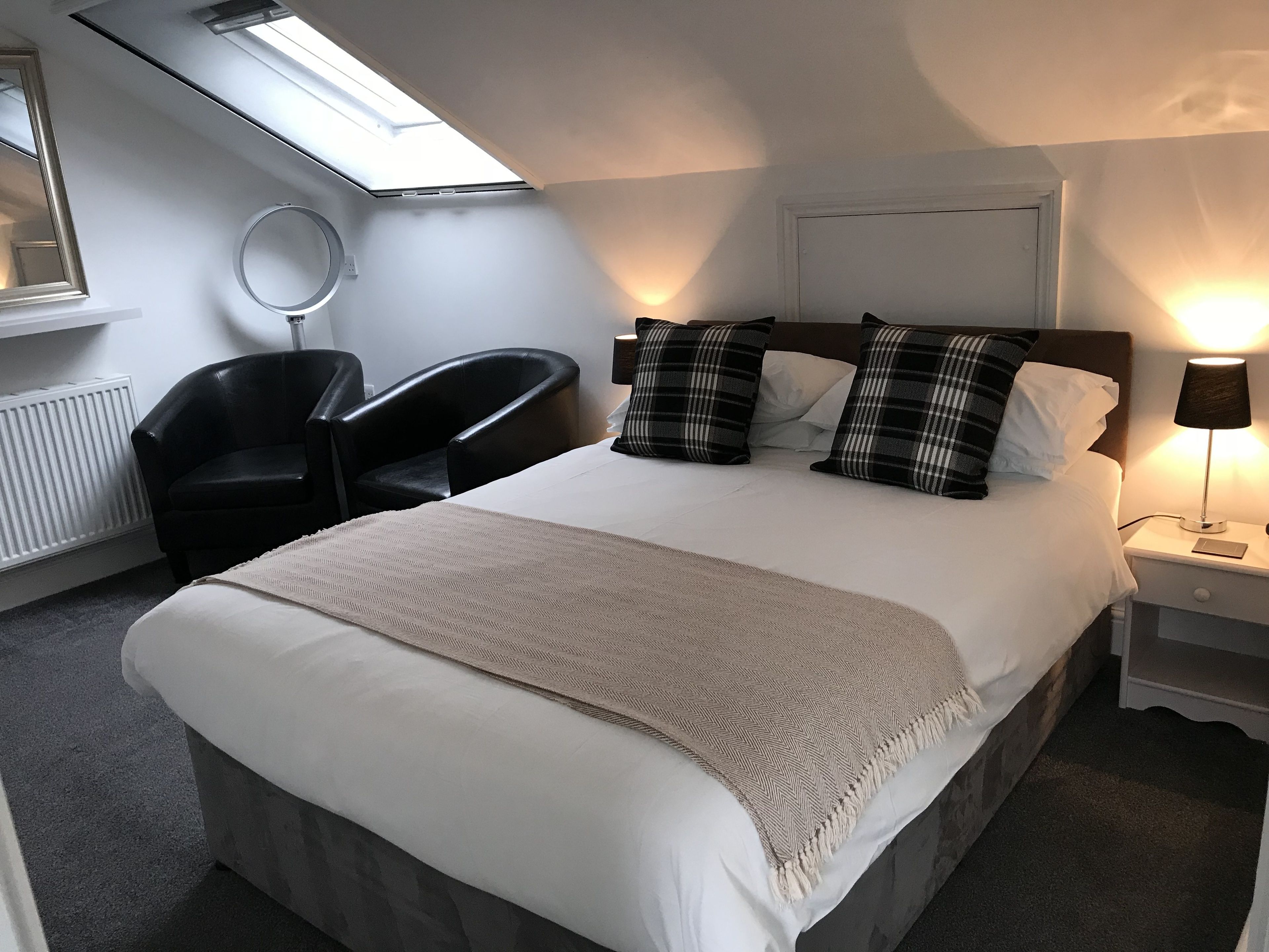 Standard Double En Suite, First Floor | Con stile personalizzato, con arredamento individuale, una scrivania