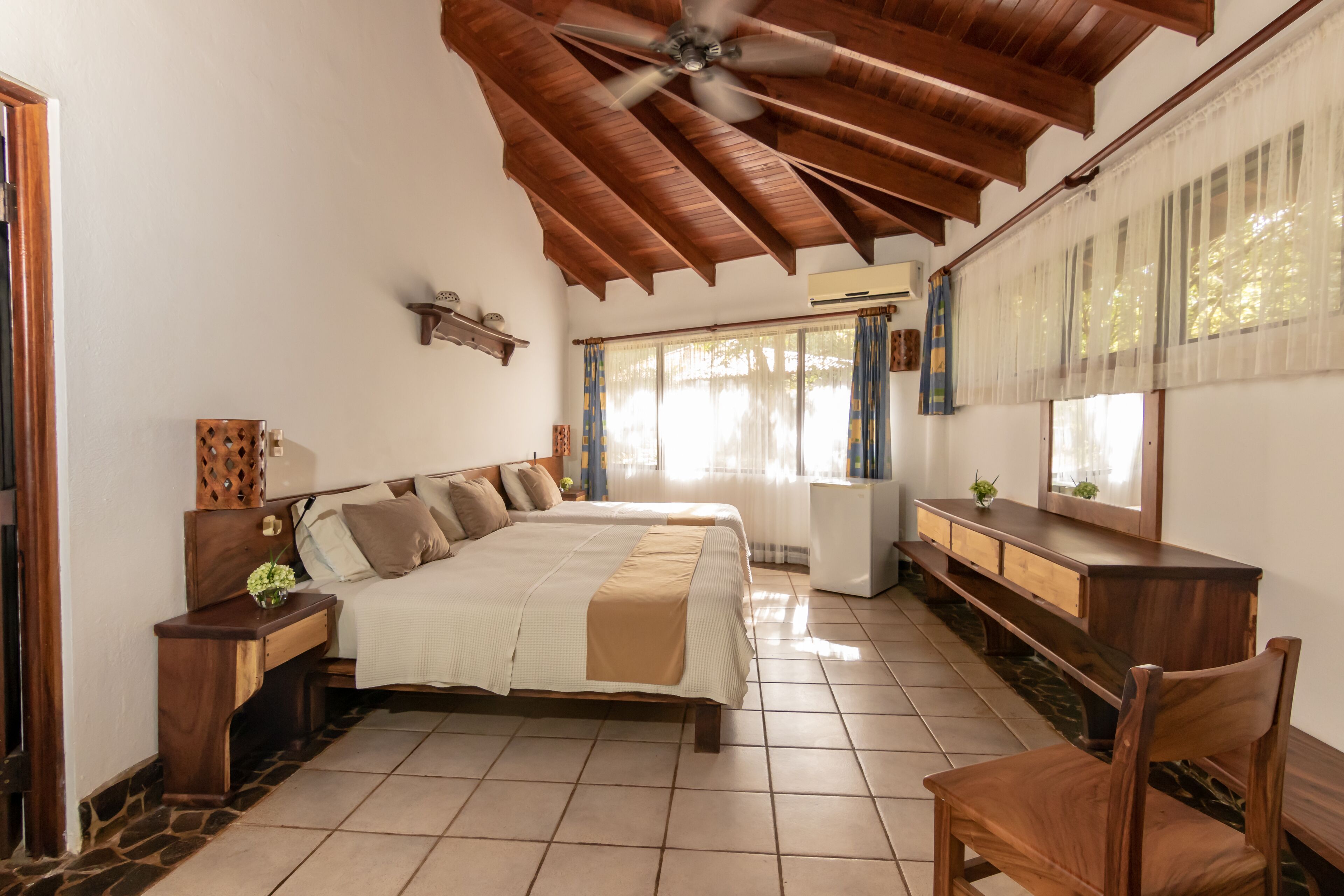 Cottage Superior, 1 phòng ngủ, phòng tắm riêng, quang cảnh sân vườn | 1 phòng ngủ, két bảo mật tại phòng 