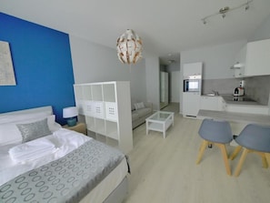 Schallisolierte Zimmer, kostenlose Babybetten, kostenloses WLAN