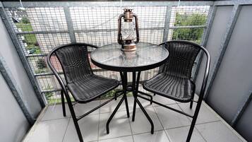 Luxury-Apartment, 1 Schlafzimmer, Nichtraucher, Stadtblick | Balkon