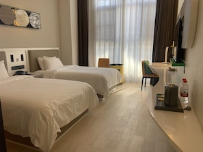 Iron/ironing board, free WiFi, wheelchair access