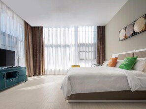 Iron/ironing board, free WiFi, wheelchair access - ibis Styles Kunming Nanping Hotel (Kunming)